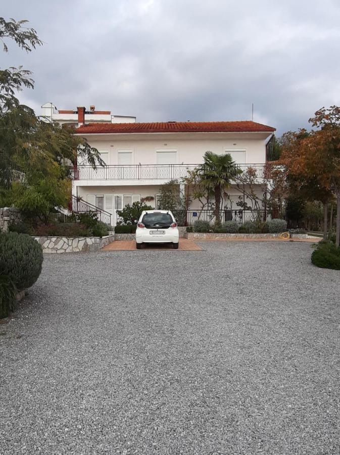 Apartmani Miletic Novi Vinodolski Exterior photo